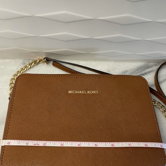 MICHAEL Kors NWOT
Jet Set East West Leather BAG - Picture 11 of 14